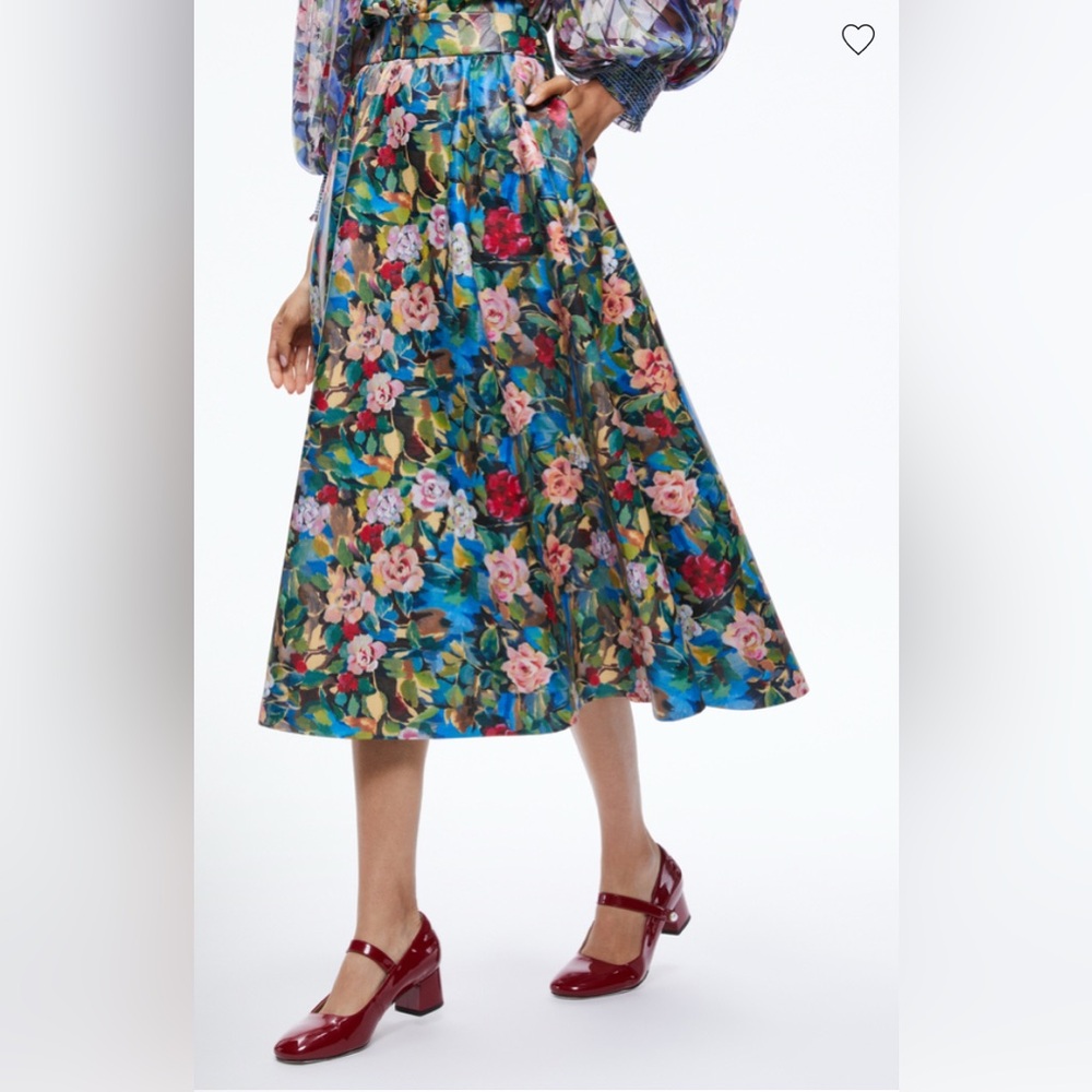 Alice and Olivia 2 piece set - Picture 2 of 8